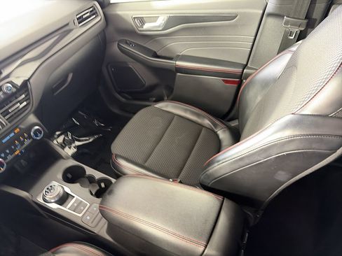 Used 2024 Ford Escape ST-Line FWD image 21