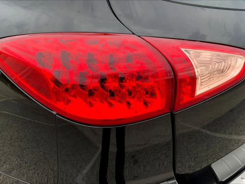 Used 2017 INFINITI QX50 2WD w/ Technology Package image 28