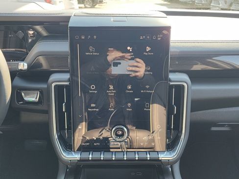 New 2026 GMC Yukon Elevation w/ Elevation Premium Package image 29