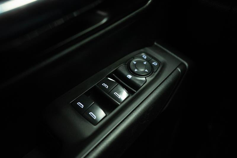 Used 2021 Chevrolet Silverado 1500 Custom Trail Boss AWD/4WD image 21