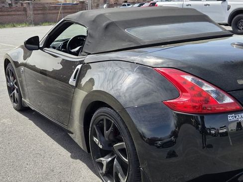 Used 2014 Nissan 370Z Touring w/ Sport Package image 11