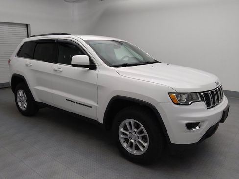 Used 2018 Jeep Grand Cherokee Laredo image 11