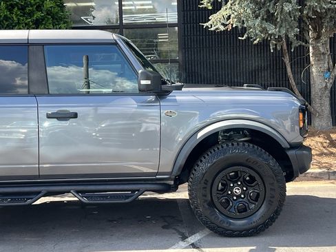 Used 2023 Ford Bronco Wildtrak image 21