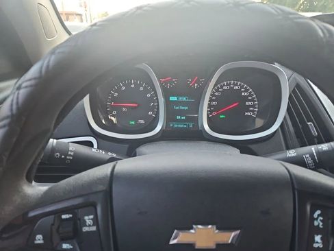 Used 2013 Chevrolet Equinox LS image 28