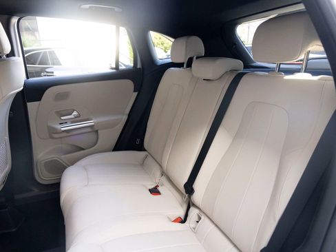 Used 2026 Mercedes-Benz GLA 250 image 19