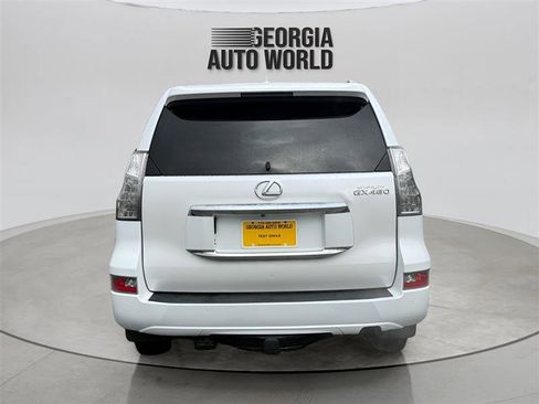 Used 2015 Lexus GX 460 image 4