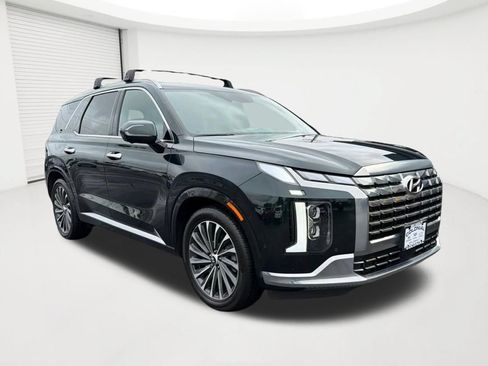 Used 2024 Hyundai Palisade Calligraphy AWD/4WD image 3