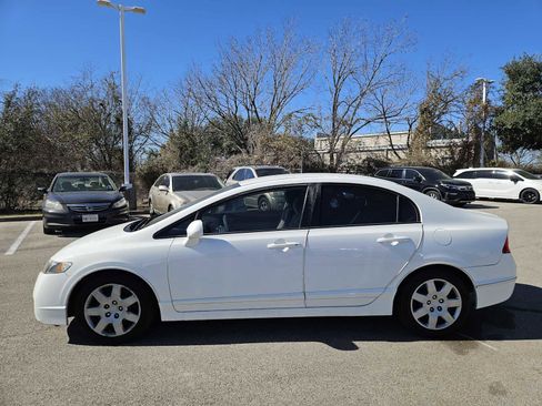 Used 2011 Honda Civic LX image 4