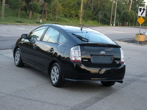 Used 2009 Toyota Prius Touring FWD image 13