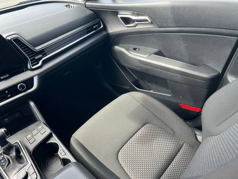 Certified 2024 Kia Sportage LX AWD/4WD image 15