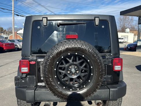 Used 2015 Jeep Wrangler Unlimited Sport w/ Quick Order Package 24S image 6