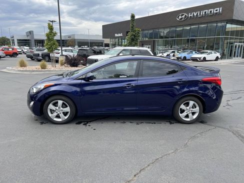 Used 2013 Hyundai Elantra GLS w/ Preferred Pkg FWD image 12