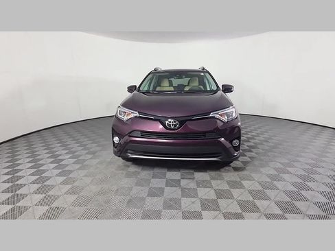 Used 2018 Toyota RAV4 Limited FWD image 50