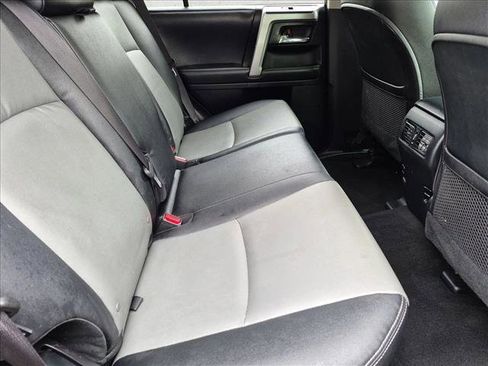 Used 2018 Toyota 4Runner SR5 Premium AWD/4WD image 20