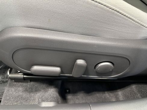 Certified 2024 Hyundai Kona SEL AWD/4WD image 17