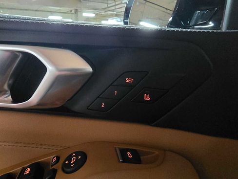 Used 2026 BMW X5 xDrive50e w/ M Sport Package image 27