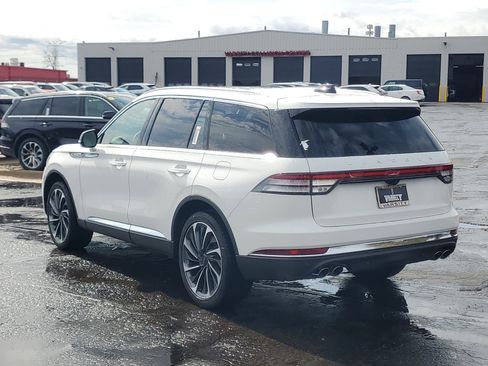 New 2026 Lincoln Aviator Reserve image 3