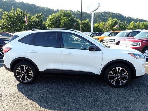 Used 2022 Ford Escape SEL w/ SEL Stealth AWD Package image 10