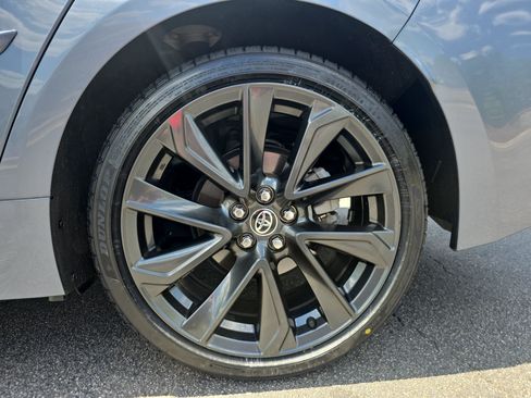 Certified 2025 Toyota Corolla SE w/ SE Premium Package FWD image 32