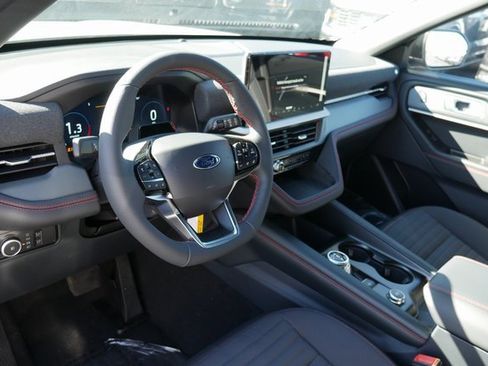 New 2026 Ford Explorer ST-Line w/ ST-Line Street Pack image 16