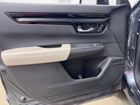 Used 2024 Honda CR-V EX-L image 8