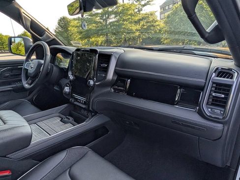 Used 2025 RAM 1500 Limited w/ Bed Utility Group AWD/4WD image 17
