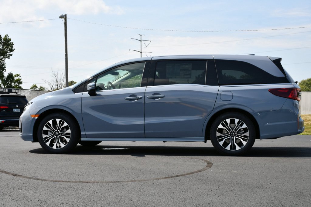 New 2027 Honda Odyssey Elite image 4