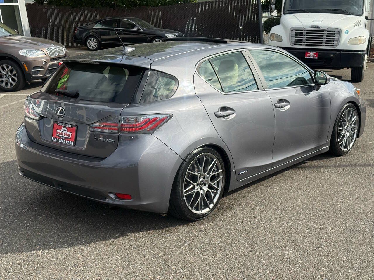 Used 2013 Lexus CT 200h w/ Seat Comfort Pkg FWD image 50