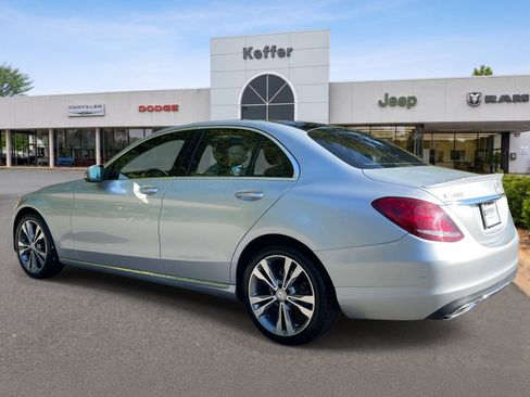 Used 2016 Mercedes-Benz C 300 4MATIC Sedan w/ Premium 2 Package image 4