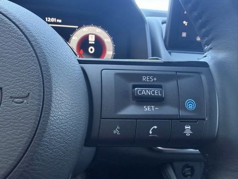 Certified 2024 Nissan Rogue Platinum w/ Platinum Premium Package image 18