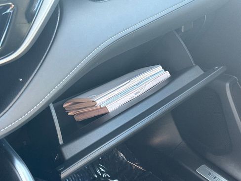 Used 2023 Toyota Highlander Limited image 31