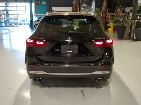 Used 2024 Mercedes-Benz GLA 35 AMG 4MATIC image 10