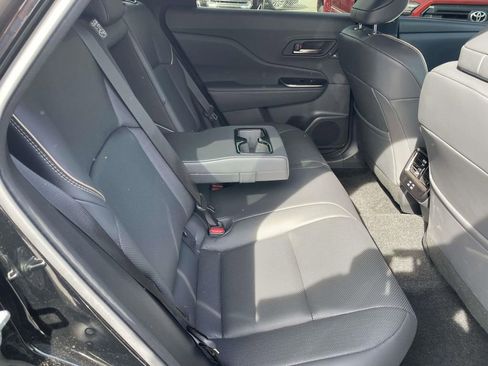 Used 2025 Toyota Crown Signia w/ Advanced Technology Package image 46