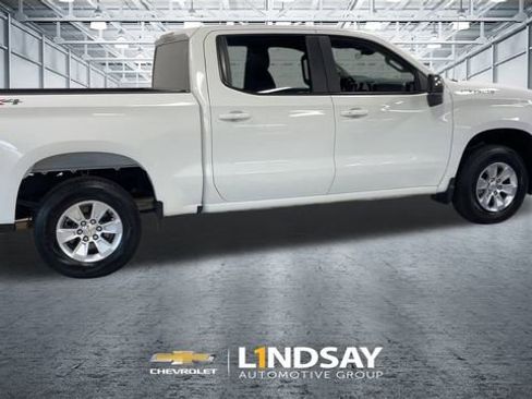 Used 2025 Chevrolet Silverado 1500 LT image 2