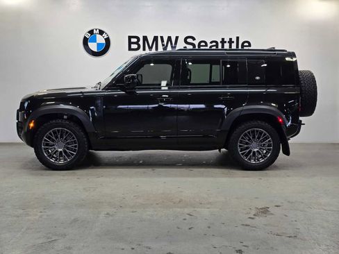 Used 2023 Land Rover Defender 110 X-Dynamic SE image 3