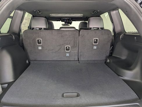 New 2025 Jeep Grand Cherokee Altitude image 27