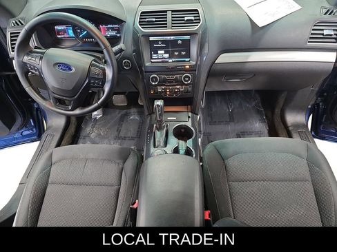 Used 2016 Ford Explorer XLT w/ Equipment Group 201A AWD/4WD image 9
