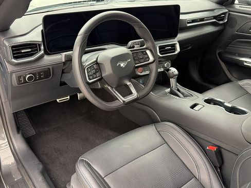 Used 2026 Ford Mustang GT Premium RWD image 4