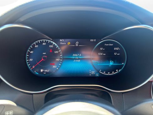 Used 2022 Mercedes-Benz GLC 300 w/ AMG Line image 14