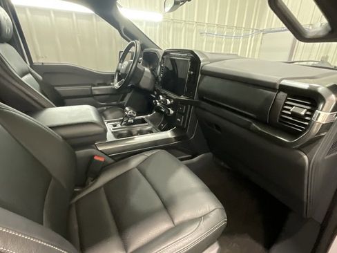 Used 2022 Ford F150 XLT w/ Equipment Group 302A High image 14