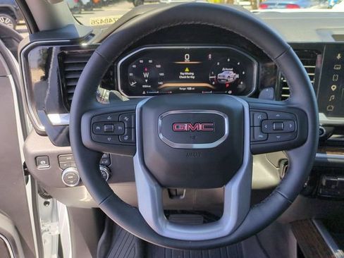 Used 2026 GMC Sierra 1500 Elevation w/ Elevation Premium Package AWD/4WD image 12