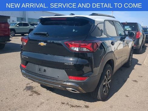 Certified 2023 Chevrolet TrailBlazer ACTIV w/ Sun and Liftgate Package AWD/4WD image 6