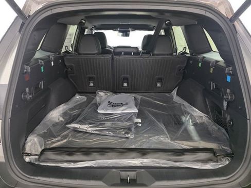 New 2026 Subaru Outback Touring XT image 38