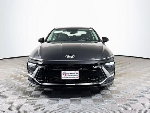 Used 2026 Hyundai Sonata SE FWD image 11