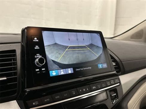 Certified 2025 Honda Odyssey EX-L image 23