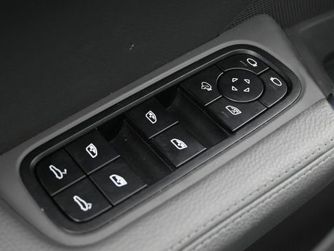Certified 2023 Porsche Cayenne Platinum Edition AWD/4WD image 19