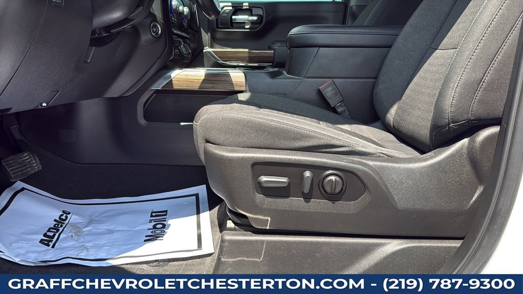 Used 2021 Chevrolet Silverado 1500 LT Trail Boss w/ Bed Protection Package AWD/4WD image 25