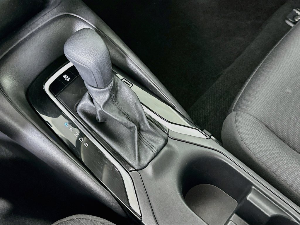 Used 2025 Toyota Corolla LE FWD image 16