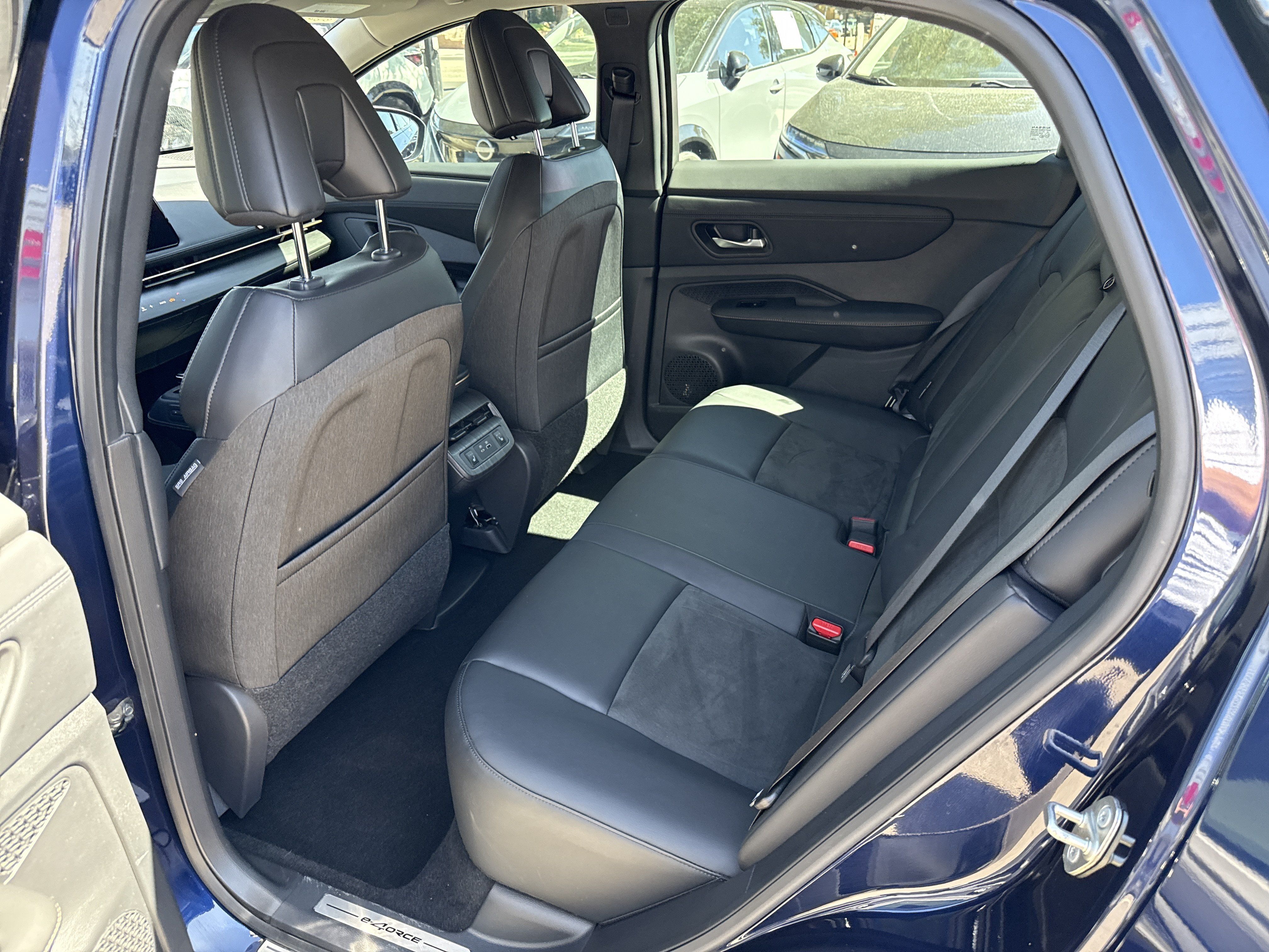 Certified 2024 Nissan Ariya AWD image 11