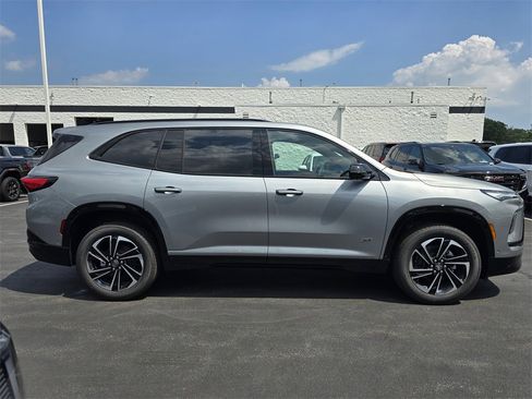 New 2026 Buick Enclave Sport Touring w/ Super Cruise Package image 9